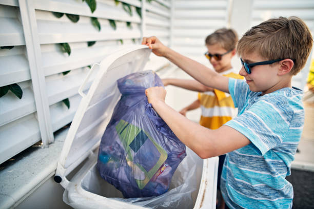 Best Construction Debris Removal  in Lorain, OH